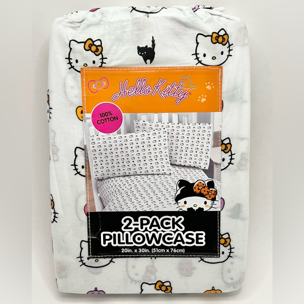 Hello Kitty Halloween Standard Pillowcases 2 Pack/Set of 2 Pumpkins Bats & Cats